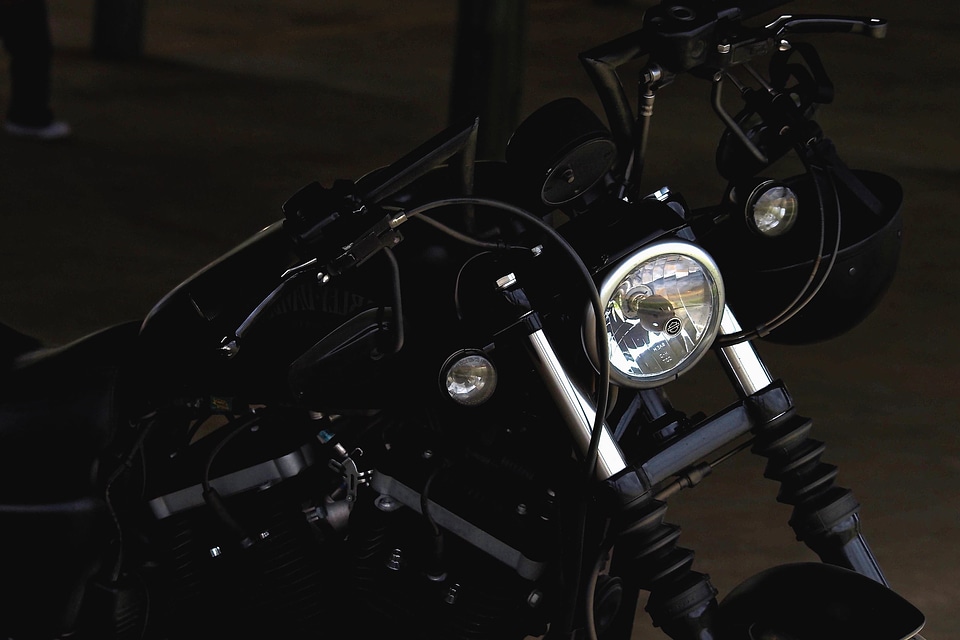 Black And White headlight metal