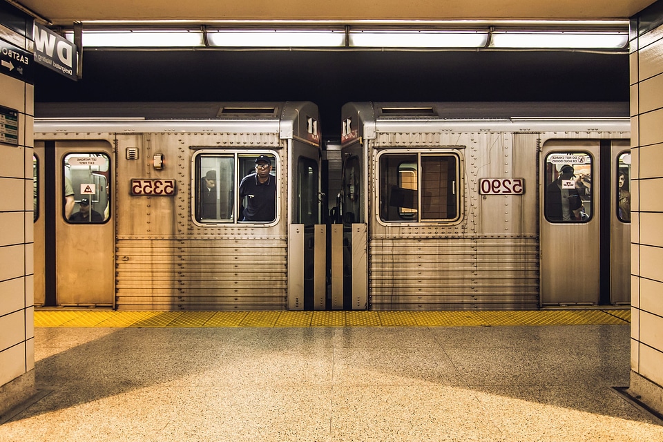 Light people subway