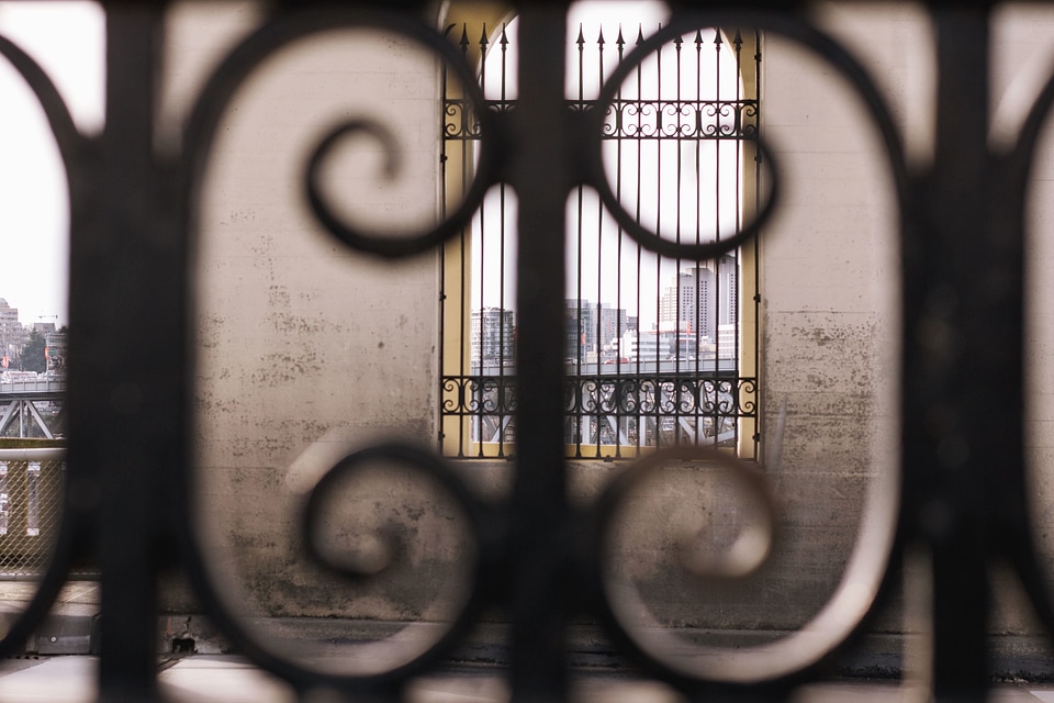 Architecture cast iron construction