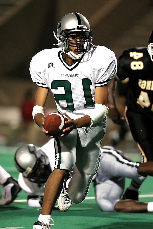 Field football game