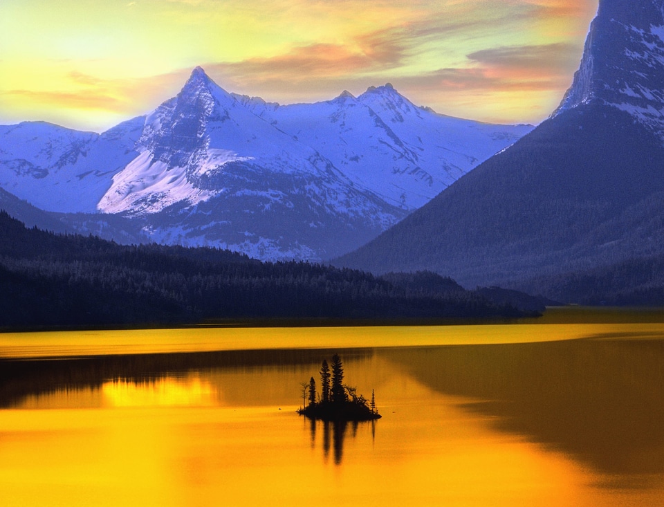 Beautiful Photo cold dusk
