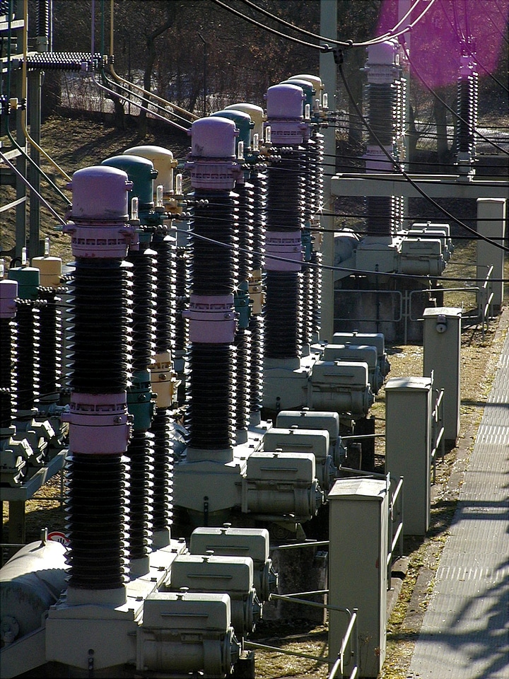 Sromverteilung voltage high voltage