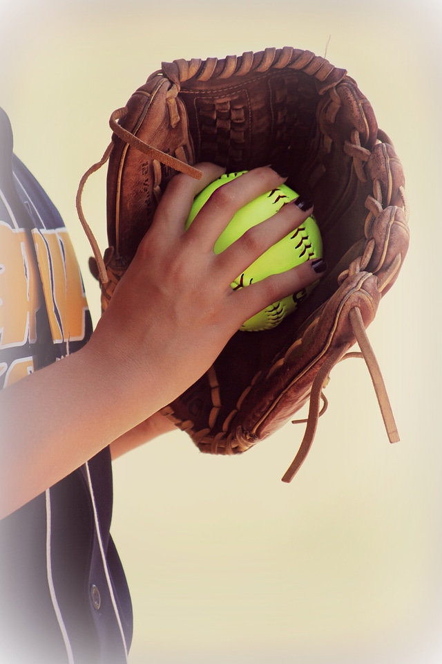 Recreation sports gloves