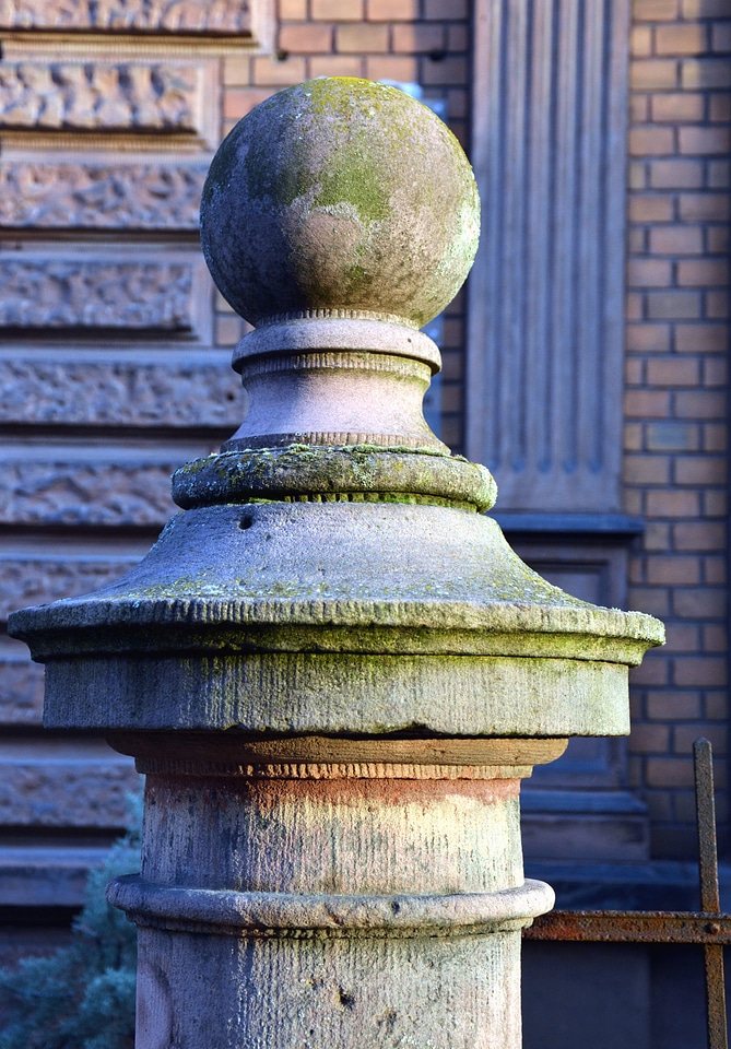 Ball brick concrete