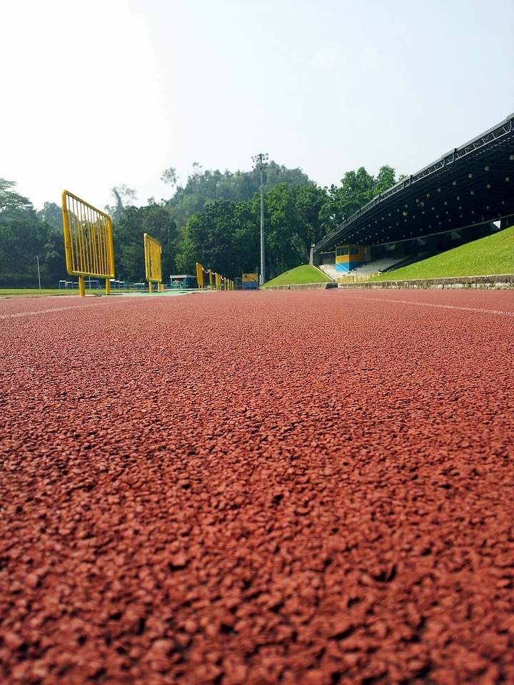 Race field sprint