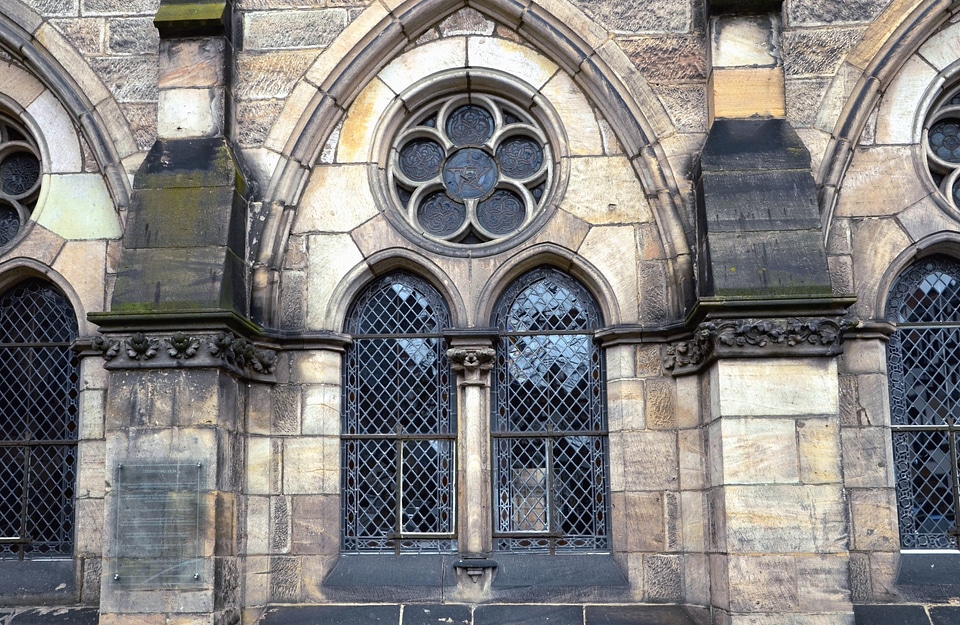 Arch architecture building