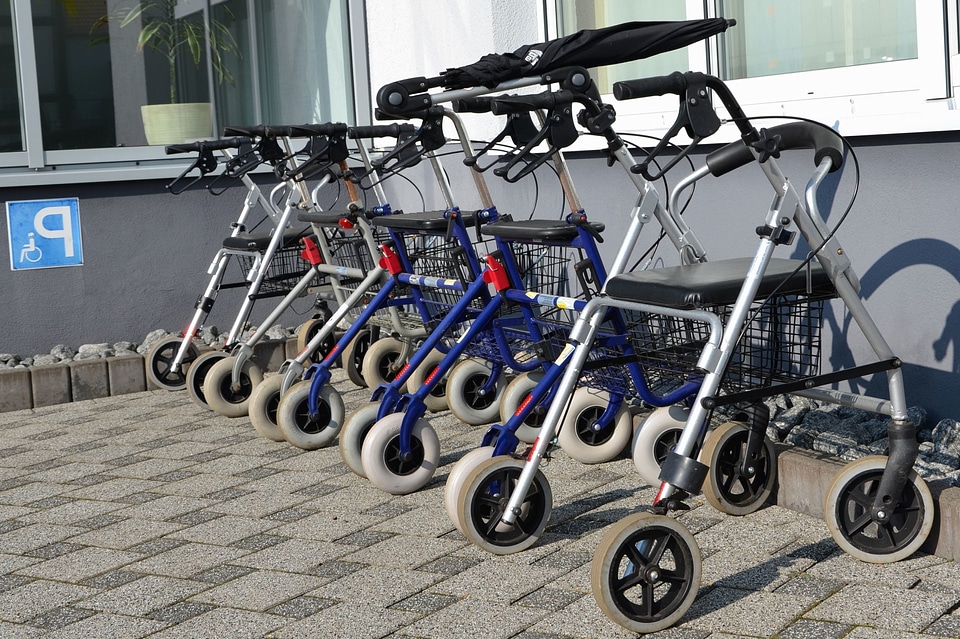 Metal wheel wheelchair