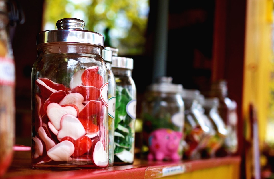 Candy cover dessert
