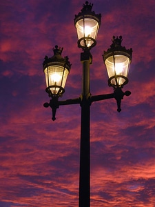 Bulb dawn lamp photo