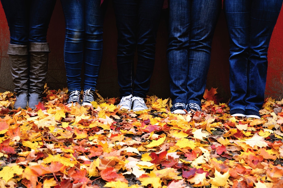 Colors footwear leaves
