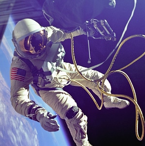 Cosmonaut satellite science