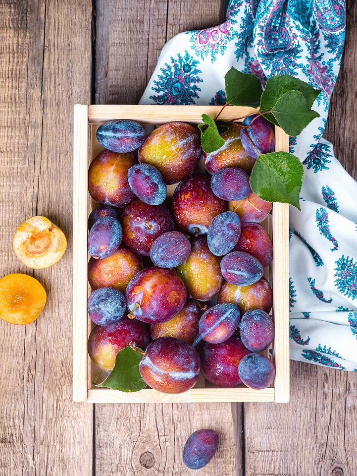 Food fresh fruit