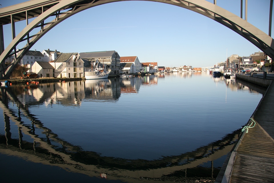 Beautiful vegers price coast bridge