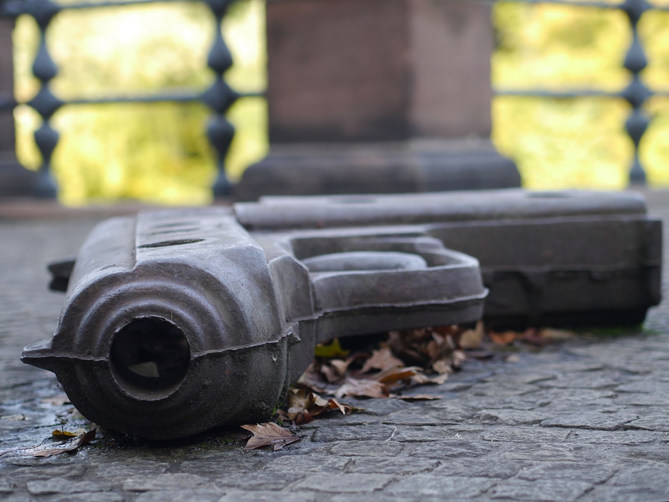 Düsseldorf pistol weapon