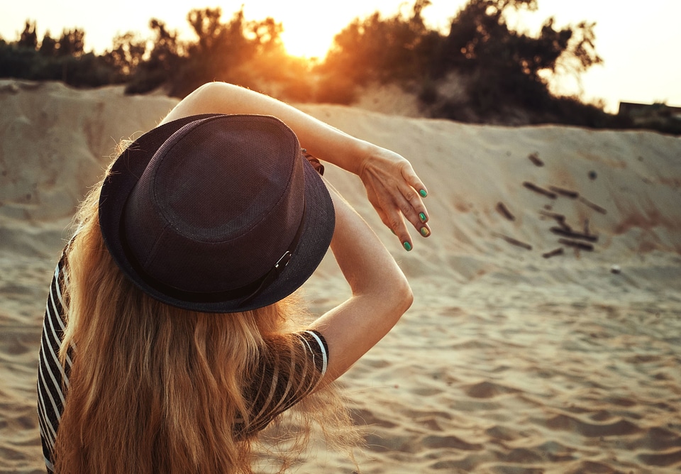 Beautiful Photo blonde hair hat