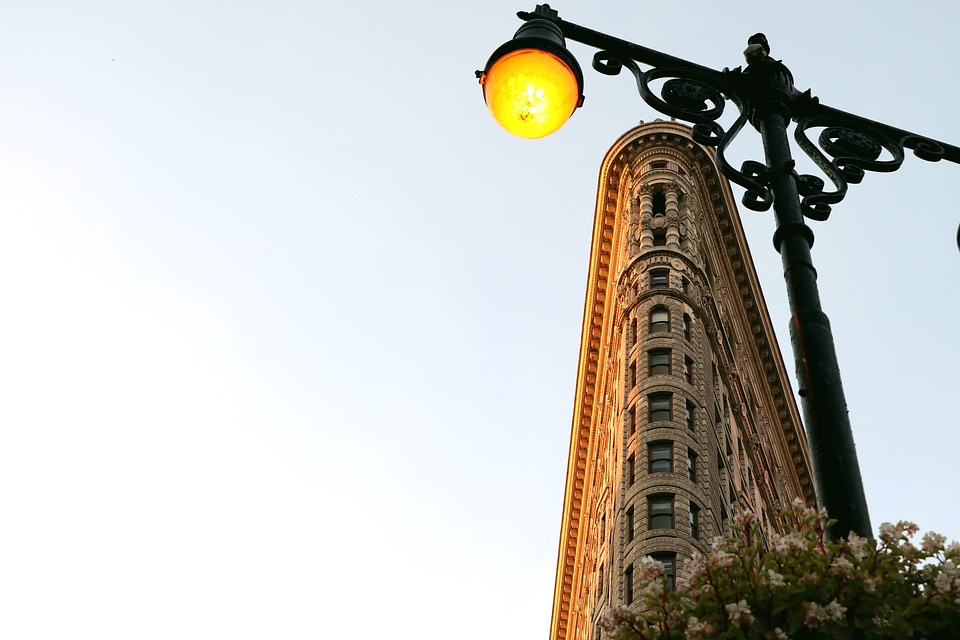 Architecture electricity lamp