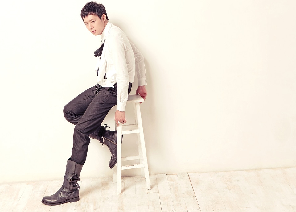 Adult boots casual