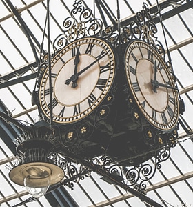Analog Clock clock retro