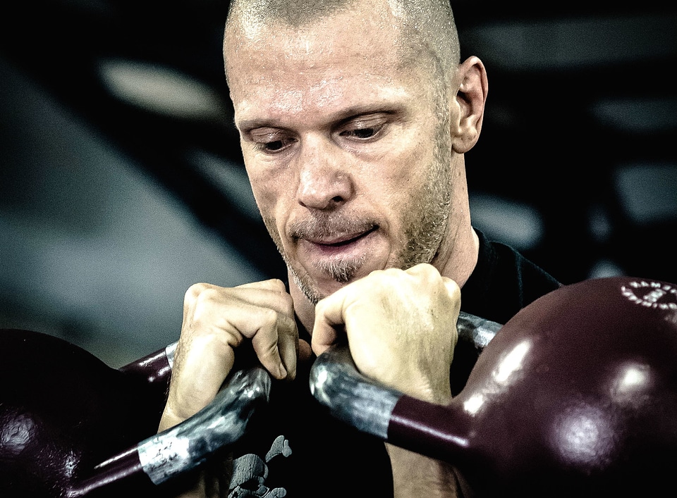 Aerobic dumbbell equipment