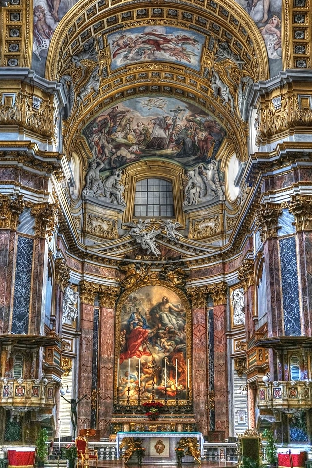 Altar ancient art