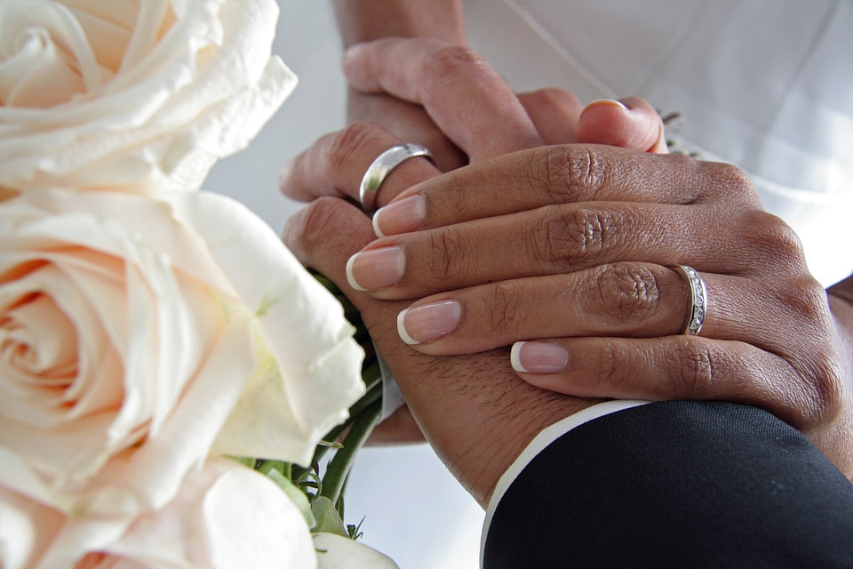 Ring romantic marriage