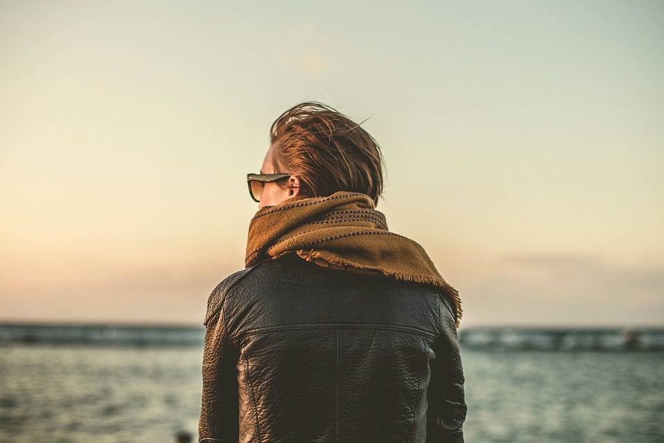 Alone fashion glasses