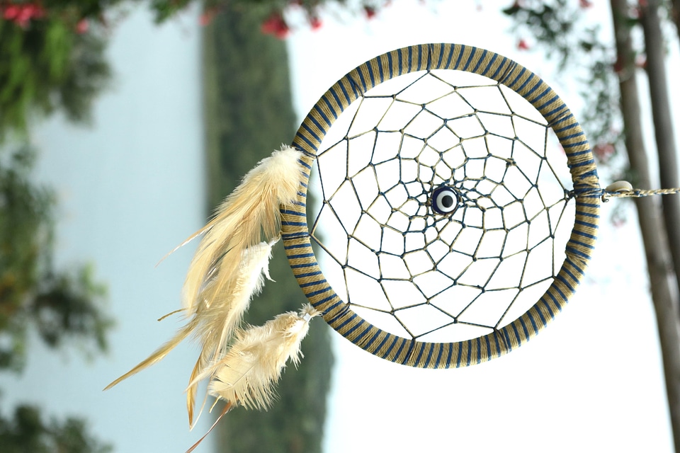 Catcher decoration design