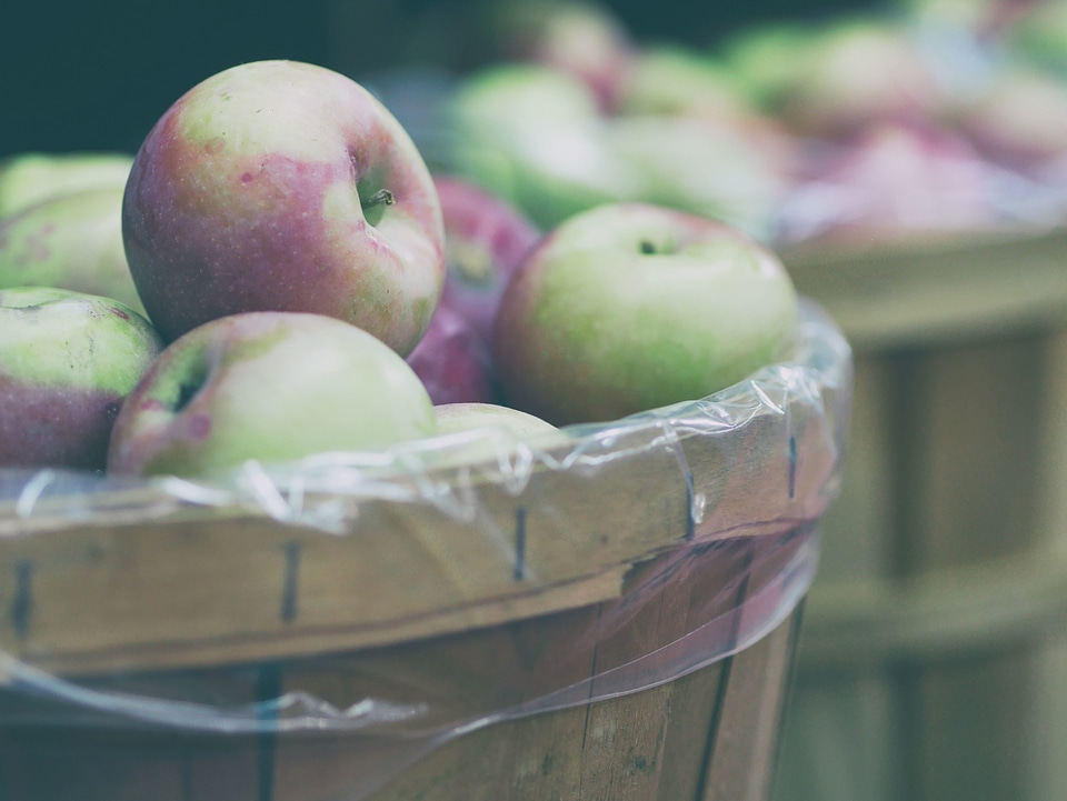 Apple apples fresh