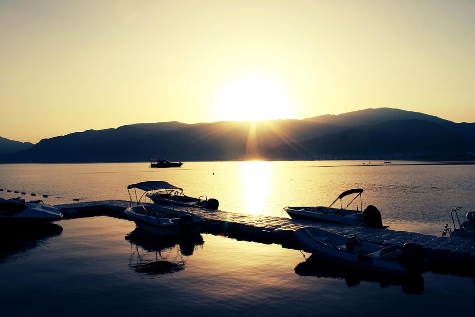 Boat dusk holiday