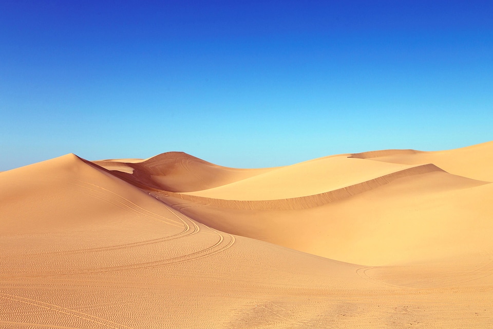 Beautiful Photo blue sky desert