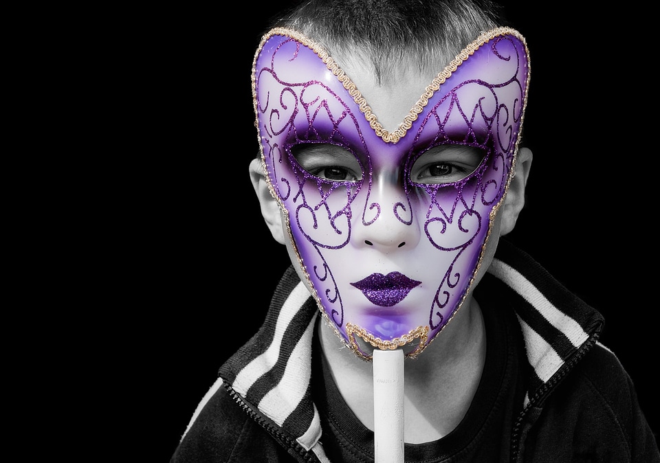 Color key masquerade violet