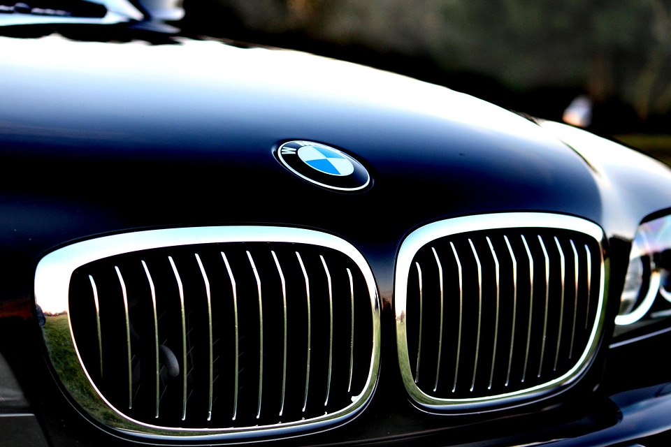 Automobile car drive