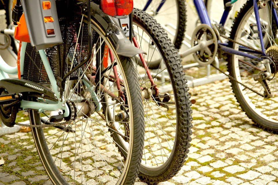 Bicycle bicycling street