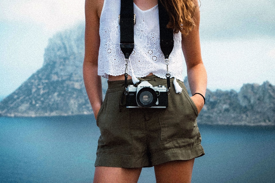 Camera pants photo model