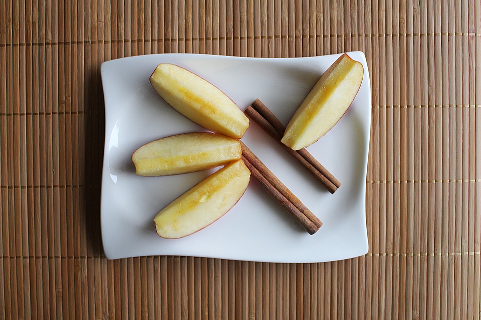 Apple apple slices apple wedges