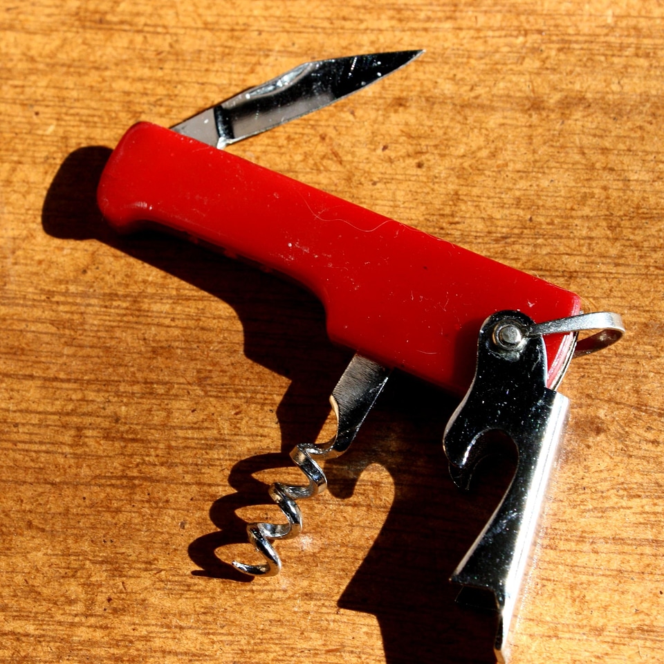 Hand Tool knife swiss