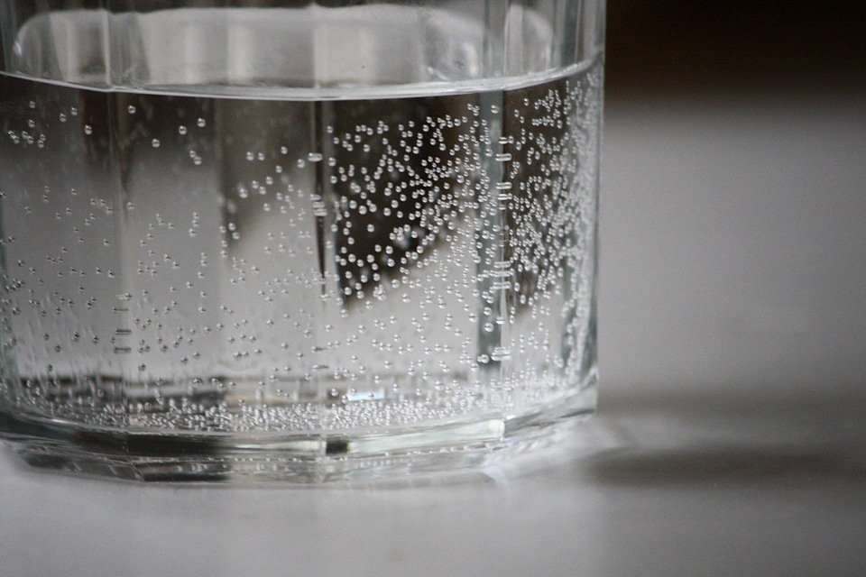 Bubble fresh water glass