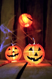 Holiday night pumpkin