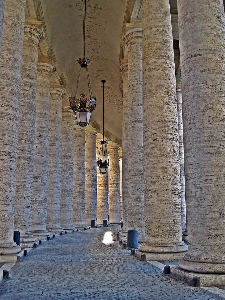 Colonnade columns pillars