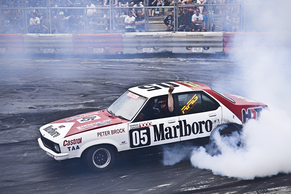 Smoke race race car