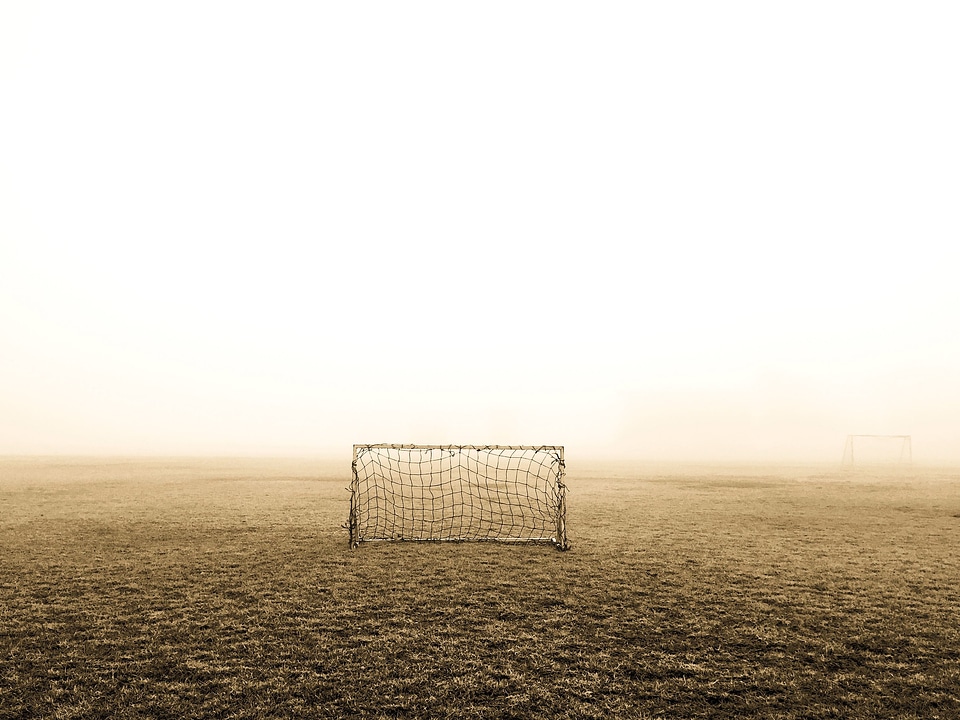 Field fog football