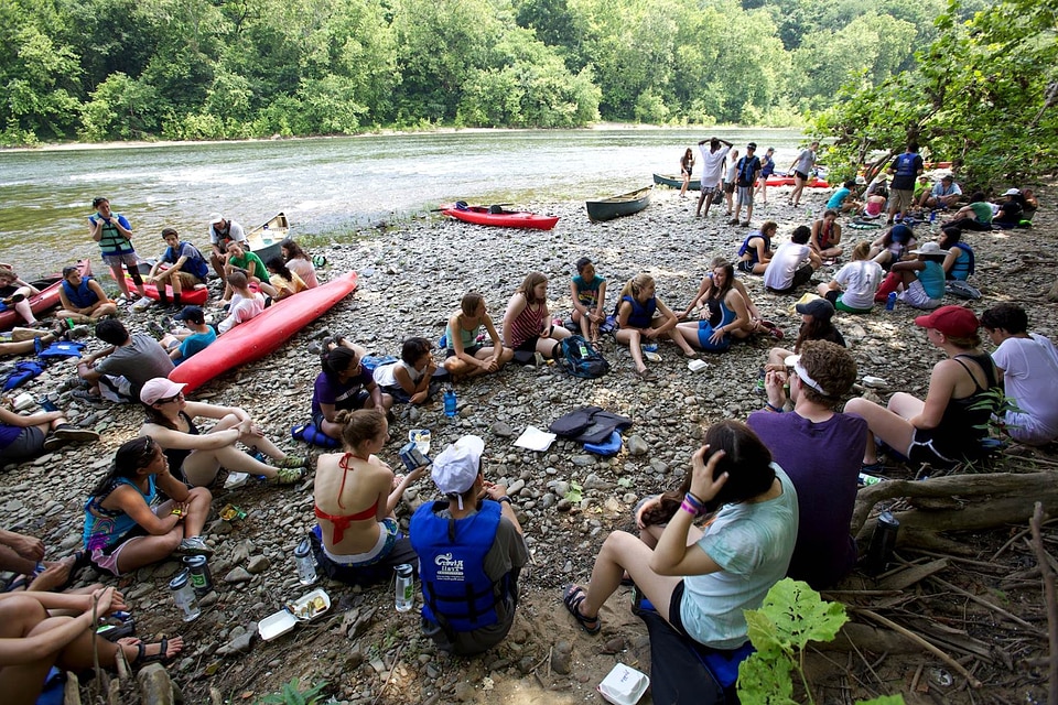 Break kayak recreation