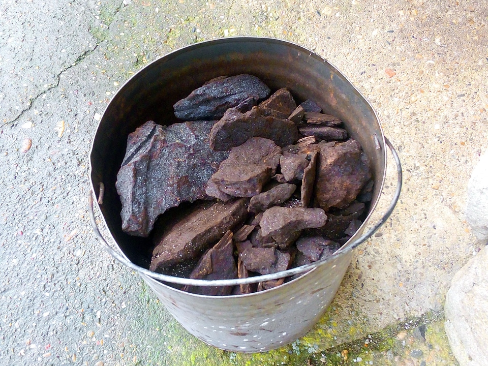 Bucket carbon fossil