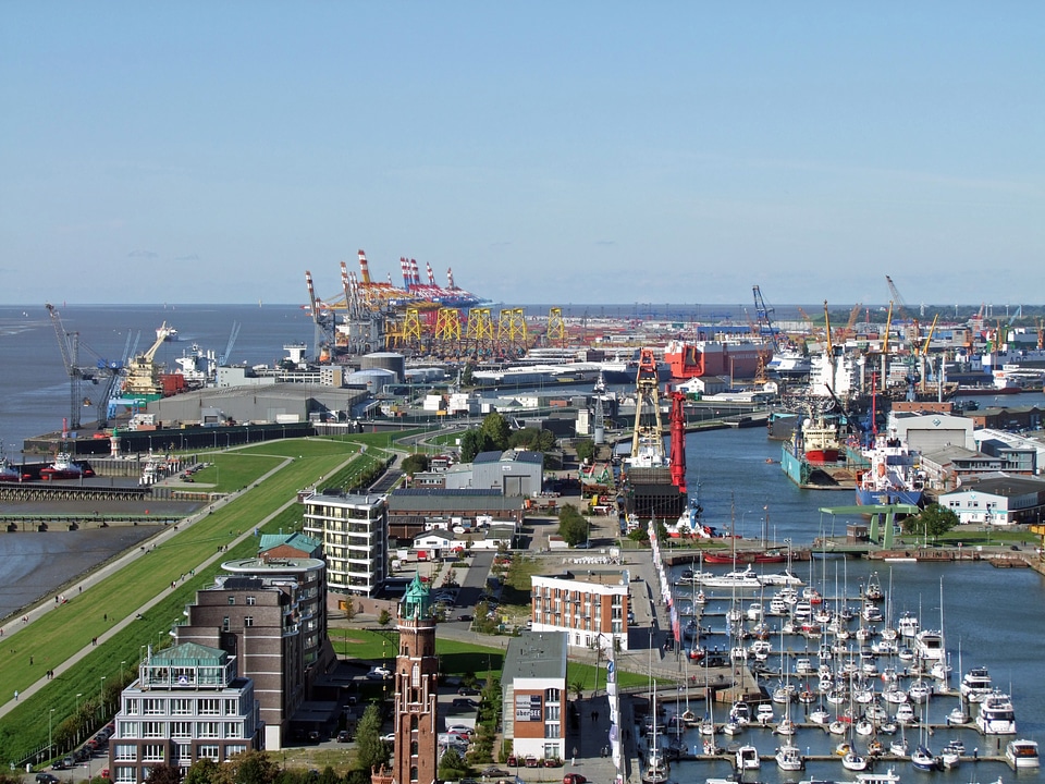 Container terminal ships tourism