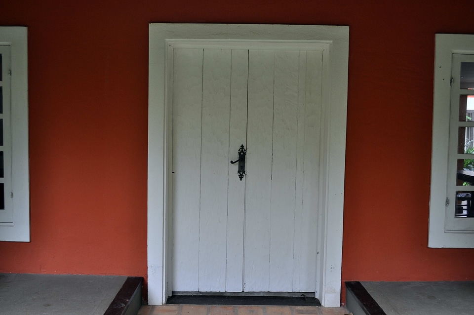 Brow doorway front door