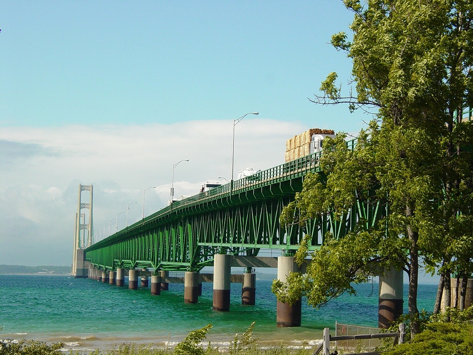 Bridge great lakes structure