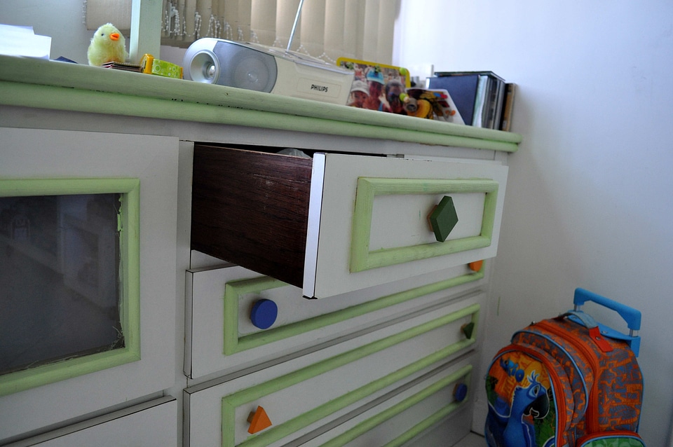 Board drawer white