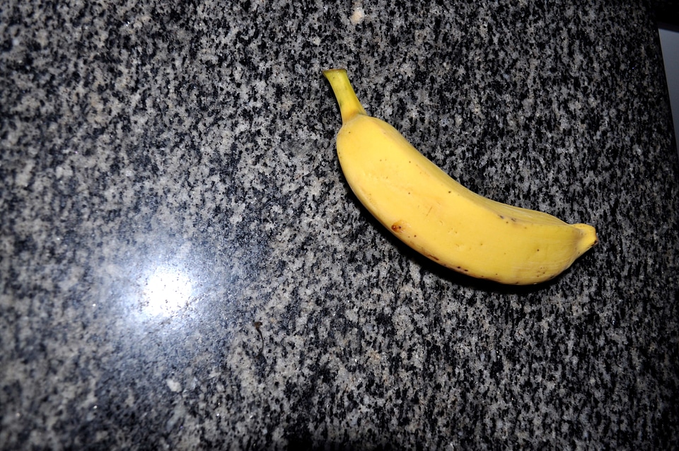 Banana cooking desk