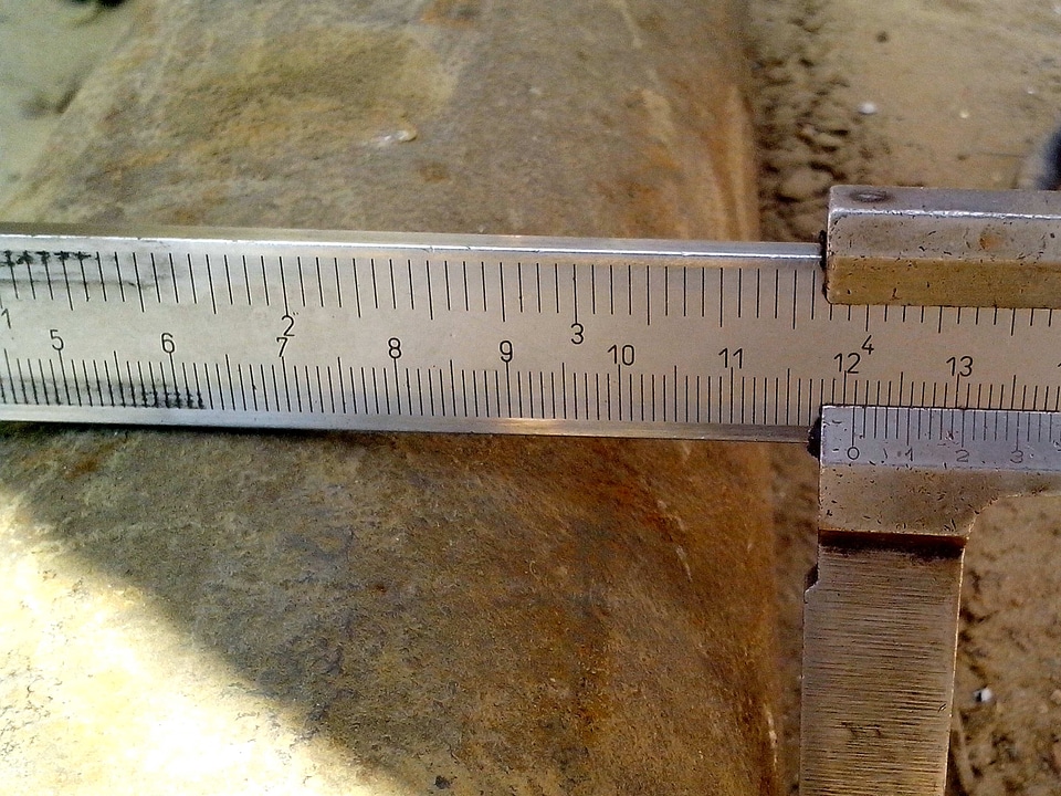 Measurement metal pipe