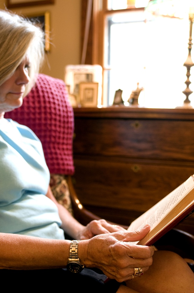 Empty grandmother novel